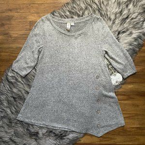 Misia Sweater NWT Small Womens Grey Cream Pullover Asymmetrical Hem Buttons